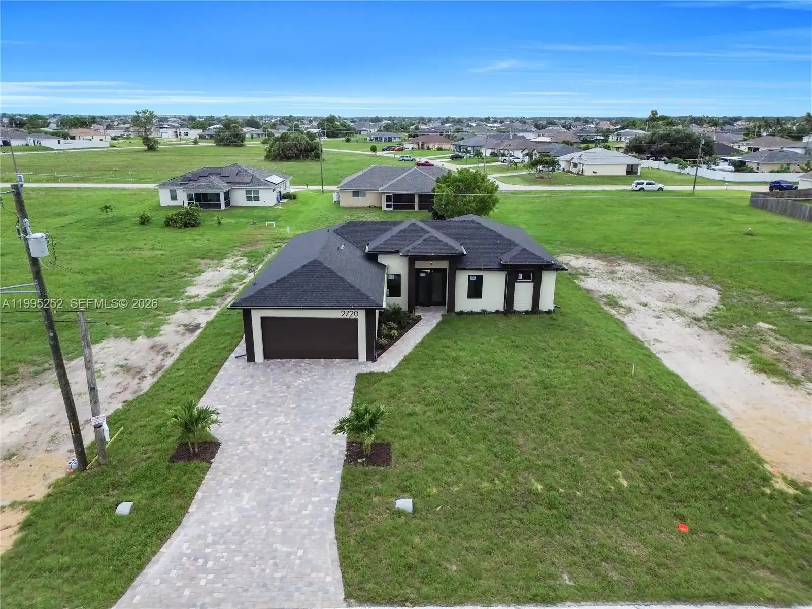 2720 Santa Barbara blvd n, Cape Coral FL 33993 photo 2