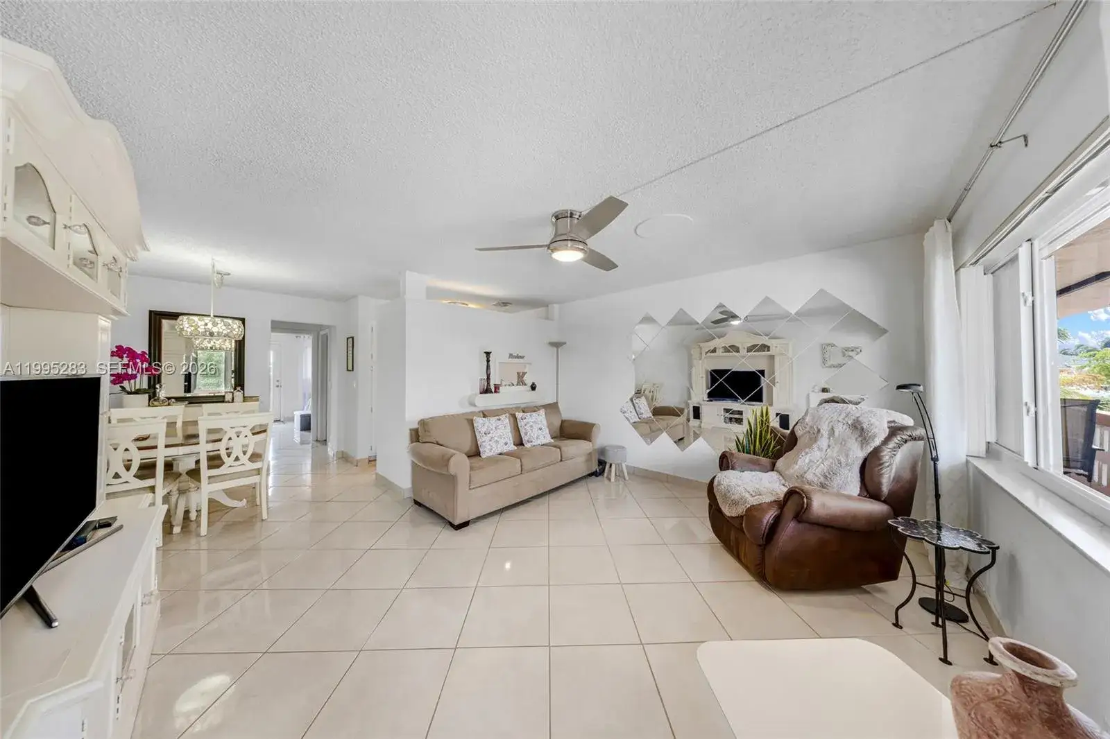 1015 SW 11th Ave # 15K, Hallandale Beach FL 33009