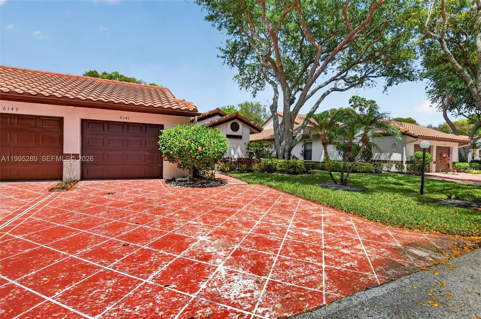 6141 SE Sunny Pointe Cir, Delray Beach FL 33484 photo 2