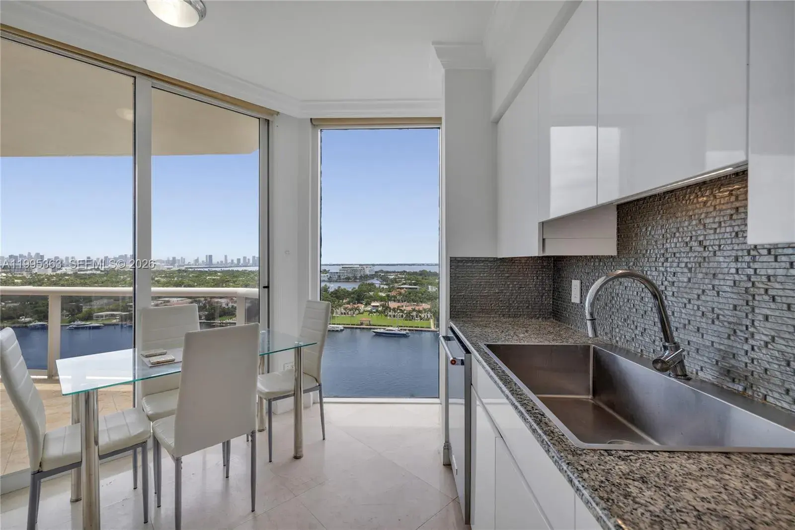 4779 Collins Ave # 1706, Miami Beach FL 33140