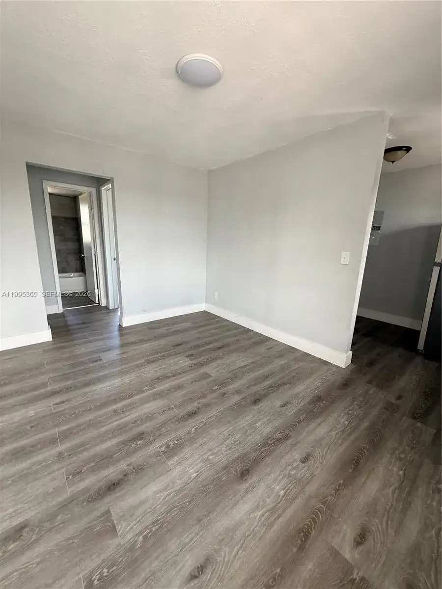 7001 NW 15th Ave # 18, Miami FL 33147 photo 3