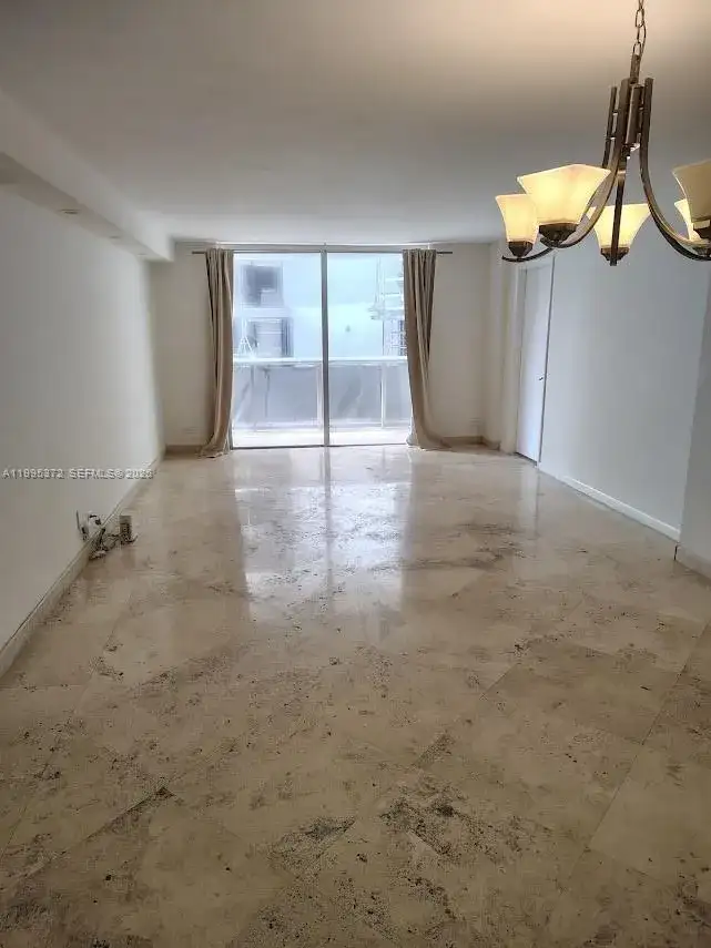 6039 Collins Ave # 407, Miami Beach FL 33140 photo 3