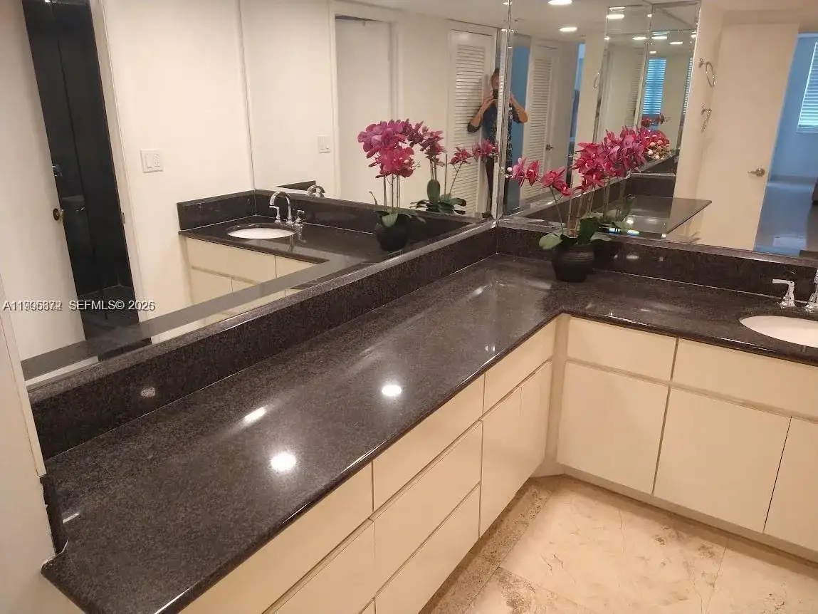 6039 Collins Ave # 407, Miami Beach FL 33140 photo 5