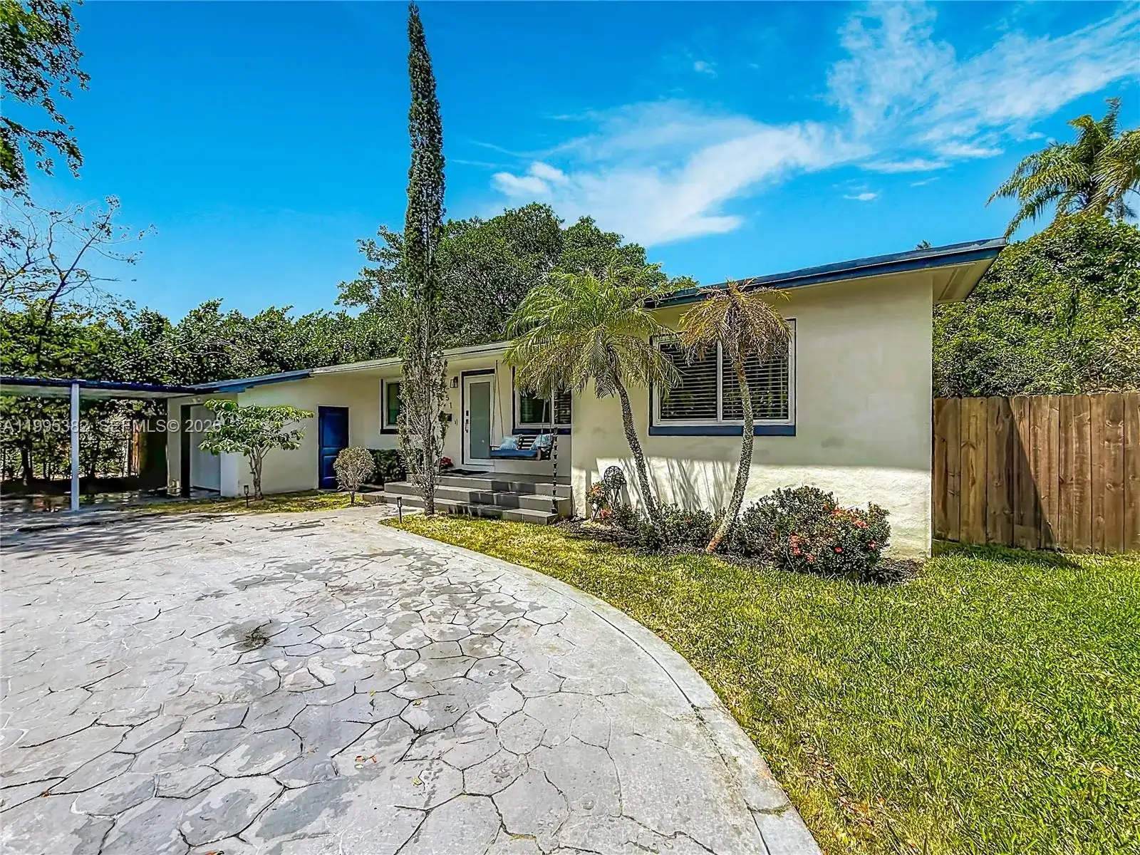 351 NE 117th St, Miami FL 33161 photo 2