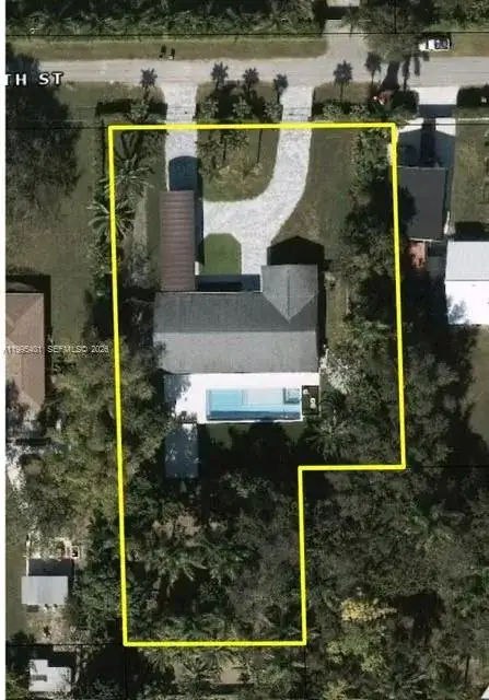 18840 SW 218th St, Miami FL 33170 photo 2