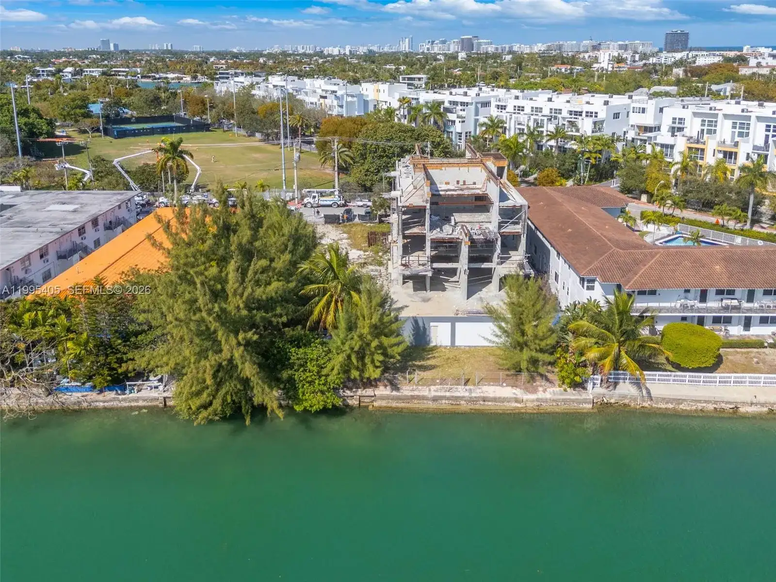 10 S Shore Dr, Miami Beach FL 33141 photo 2