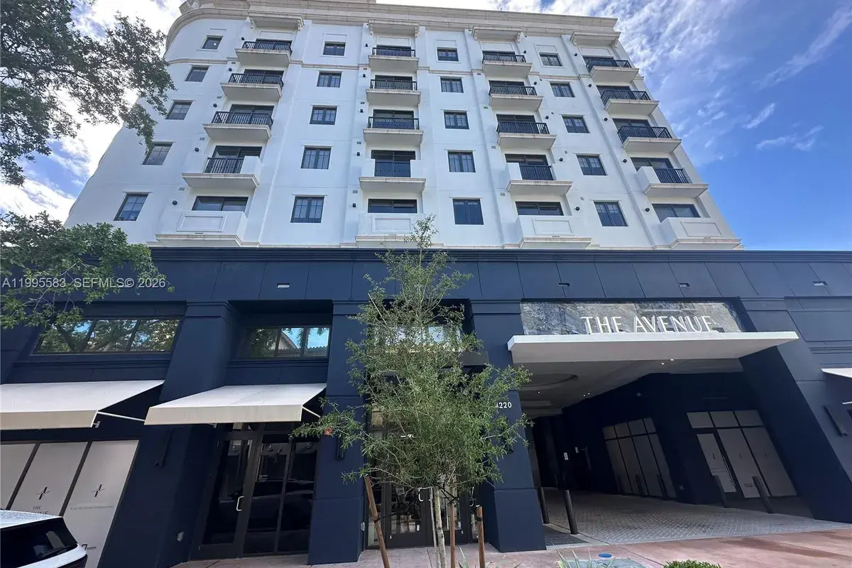 4220 Laguna St # 308, Coral Gables FL 33146
