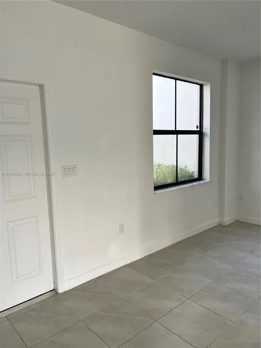 10030 SW 228th Ter, Miami FL 33190 photo 2