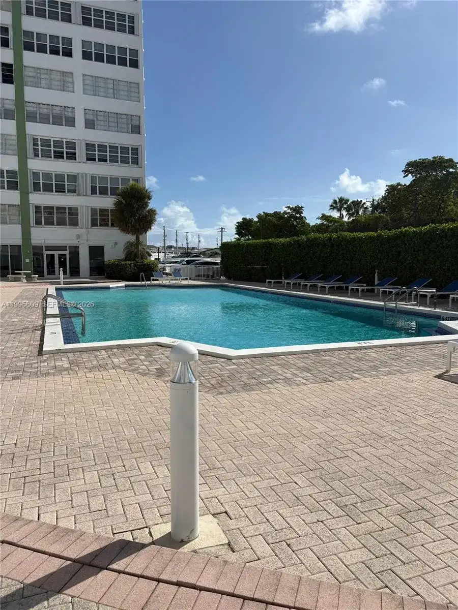 2150 Sans Souci Blvd # B1605, North Miami FL 33181 photo 3