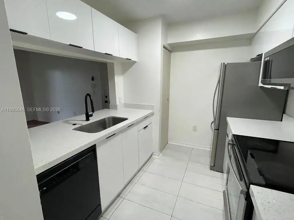 12124 Saint Andrews Pl # 305, Miramar FL 33025 photo 4