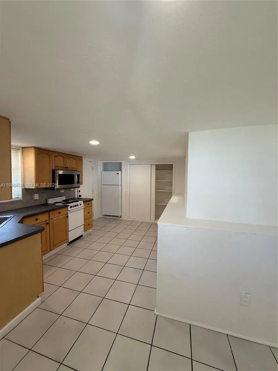 1101 N 58th Ave # 4, Hollywood FL 33021