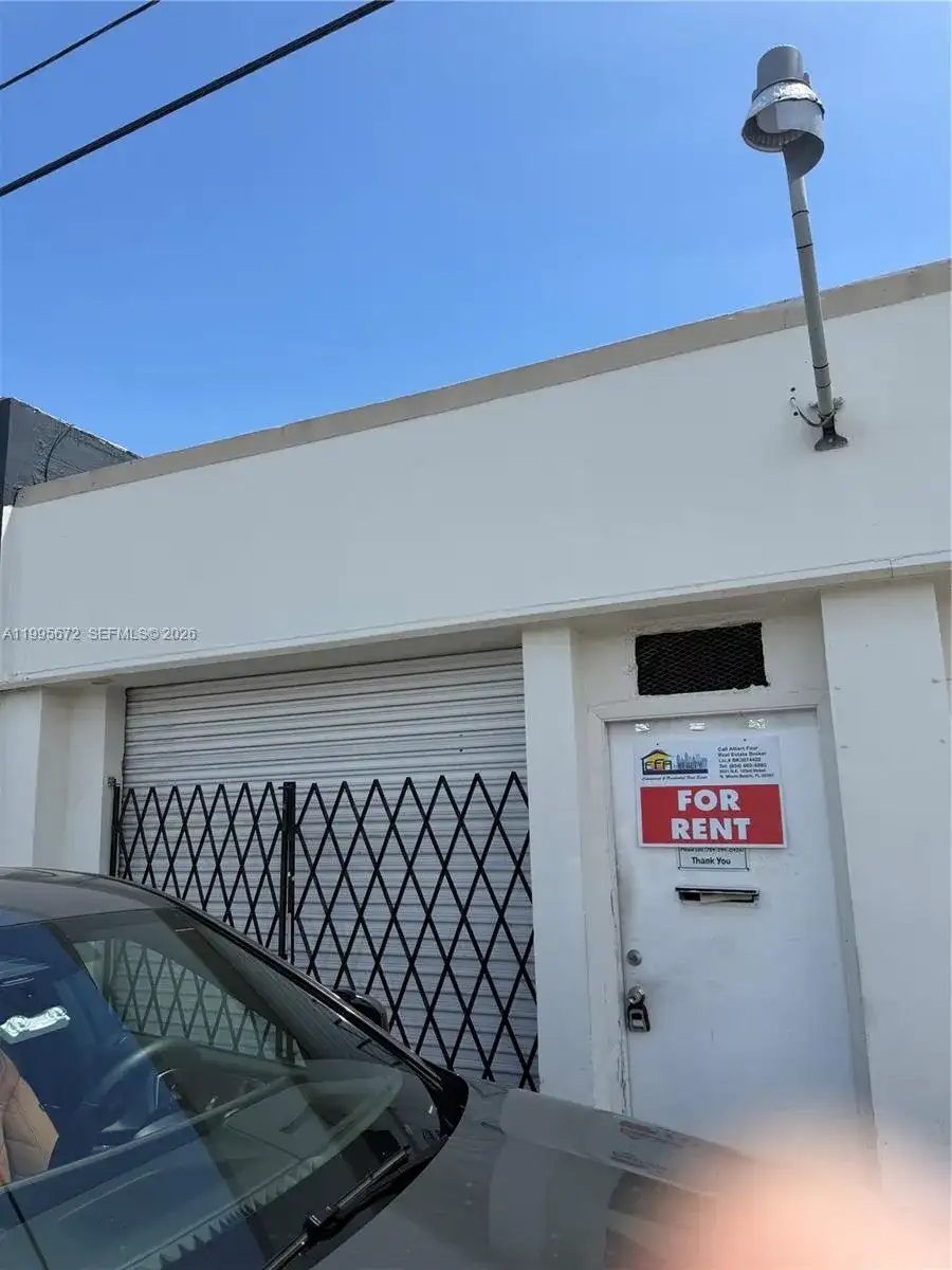 1017 N 20th Ave, Hollywood FL 33020 photo 2