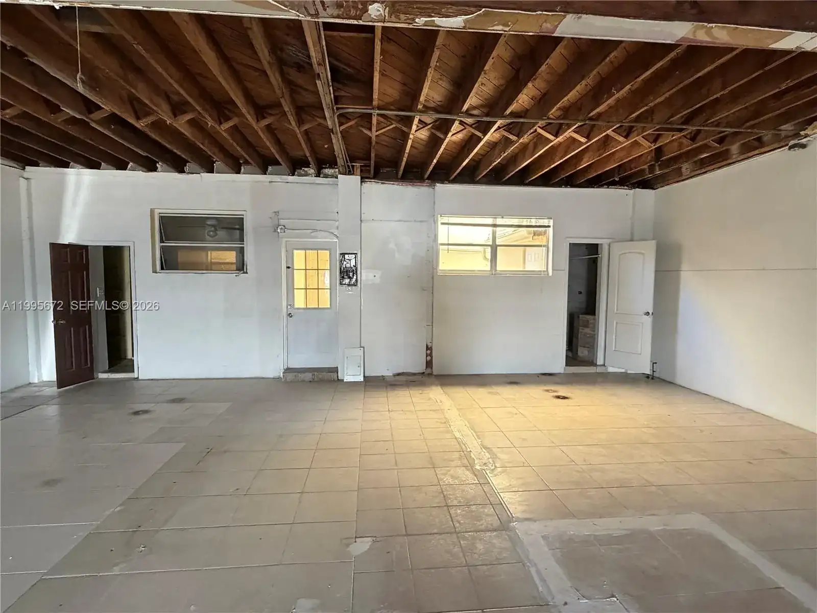 1017 N 20th Ave, Hollywood FL 33020 photo 4