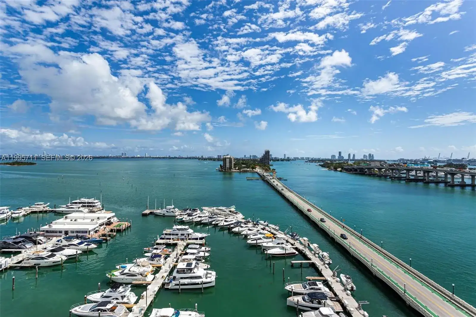 555 NE 15th St # 15B, Miami FL 33132 photo 4