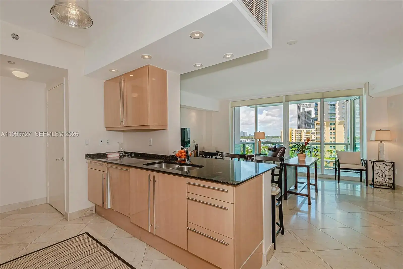 1000 S Pointe dr # 906, Miami Beach FL 33139 photo 5