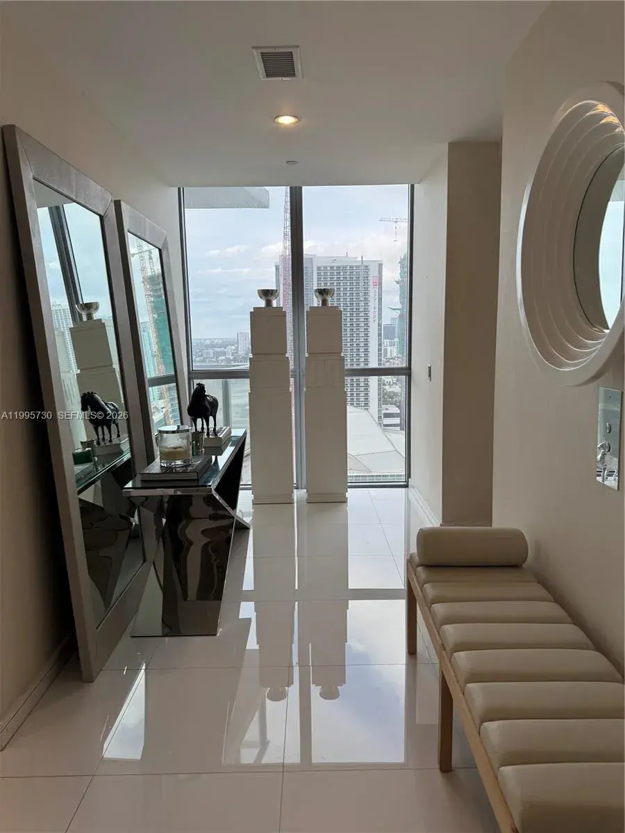 1100 Biscayne Blvd # 2605, Miami FL 33132