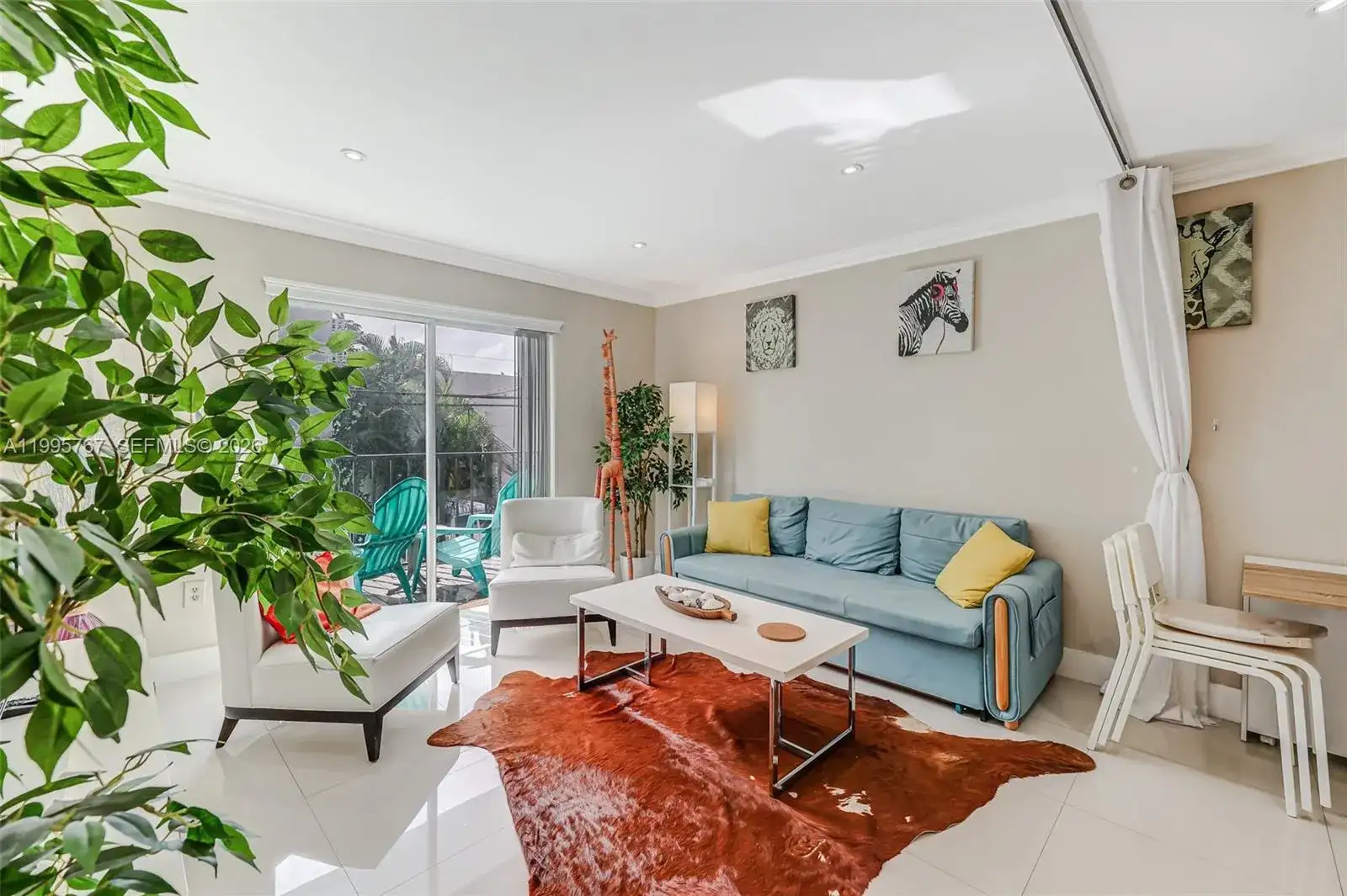 618 Euclid Ave # 204, Miami Beach FL 33139 photo 2