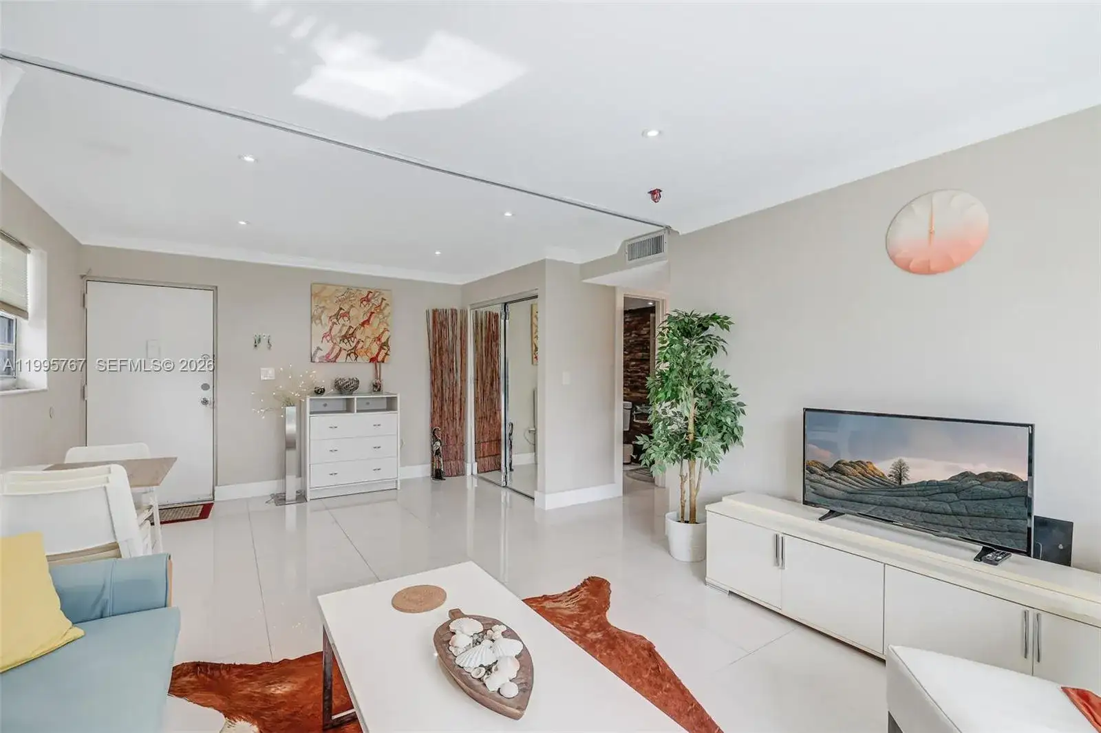 618 Euclid Ave # 204, Miami Beach FL 33139 photo 5