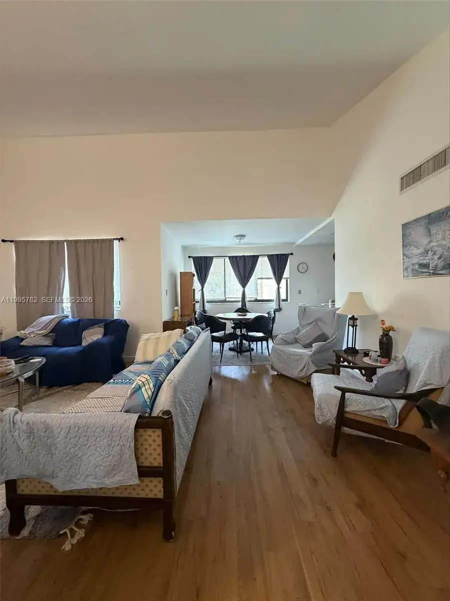 221 W Park Dr # 3, Miami FL 33172 photo 4