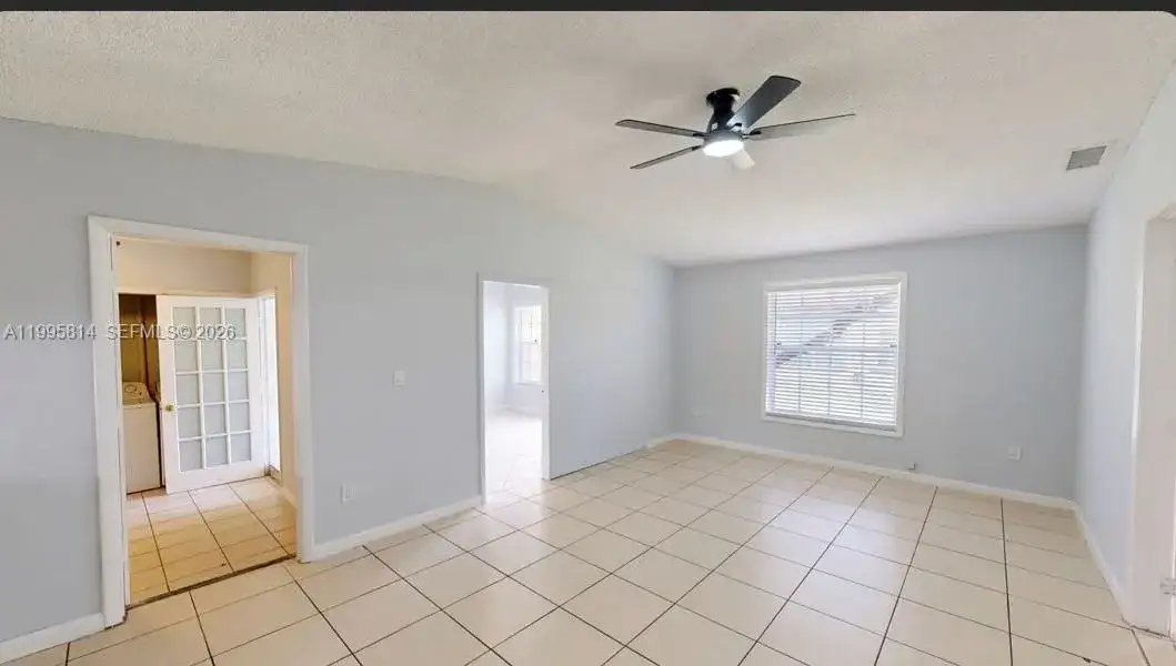 9481 W Fern Ln, Miramar FL 33025 photo 3