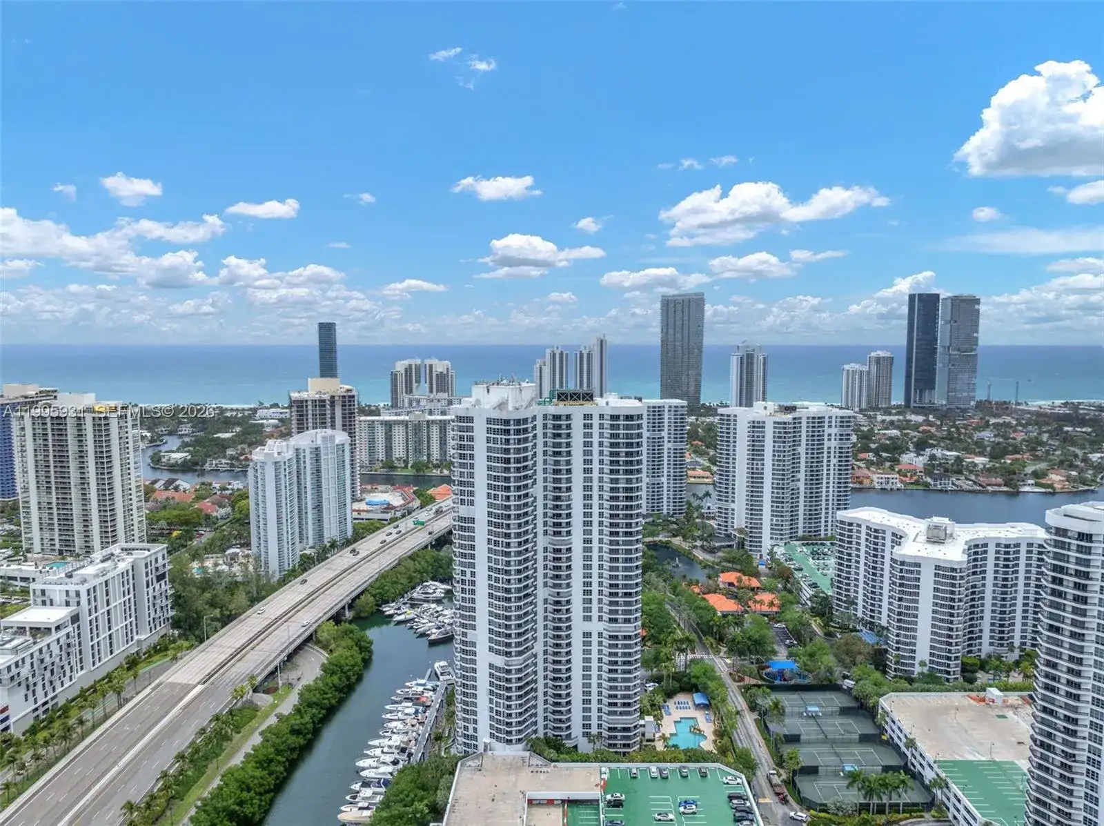 3500 Mystic Pointe Dr # 3001, Aventura FL 33180 photo 2