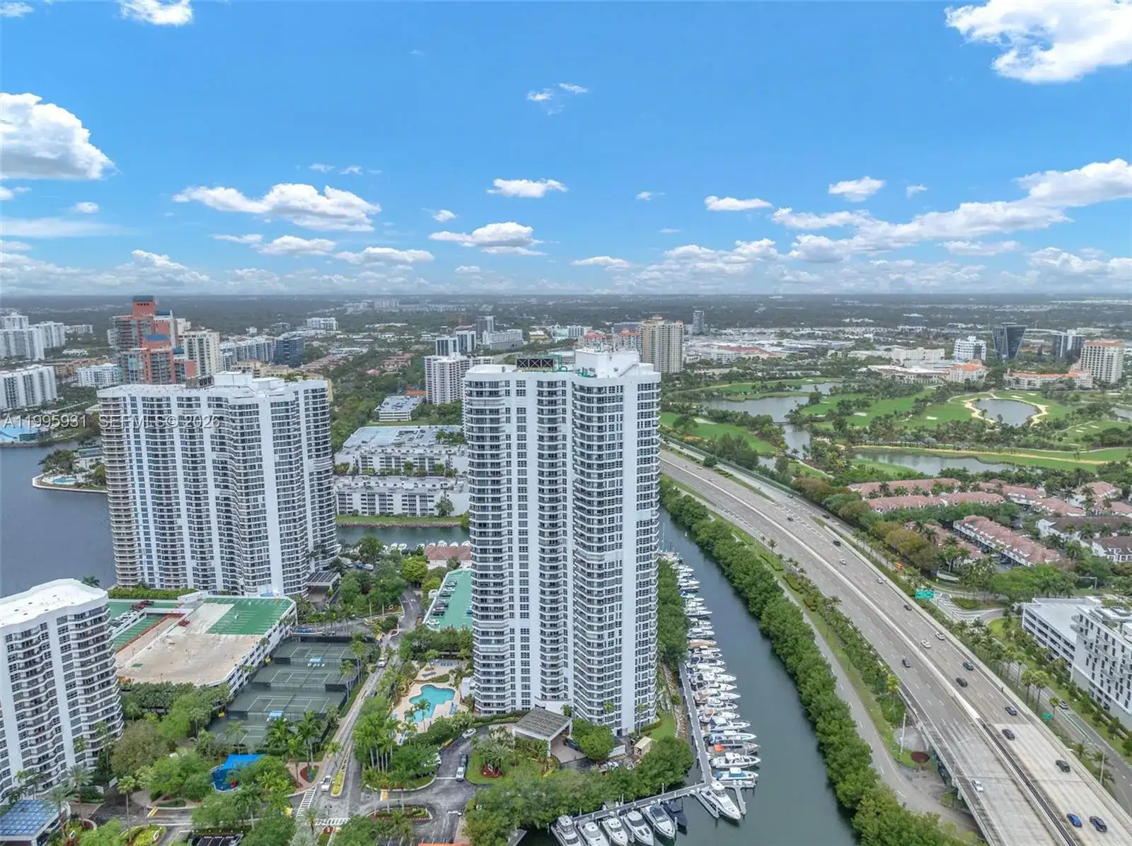 3500 Mystic Pointe Dr # 3001, Aventura FL 33180 photo 4