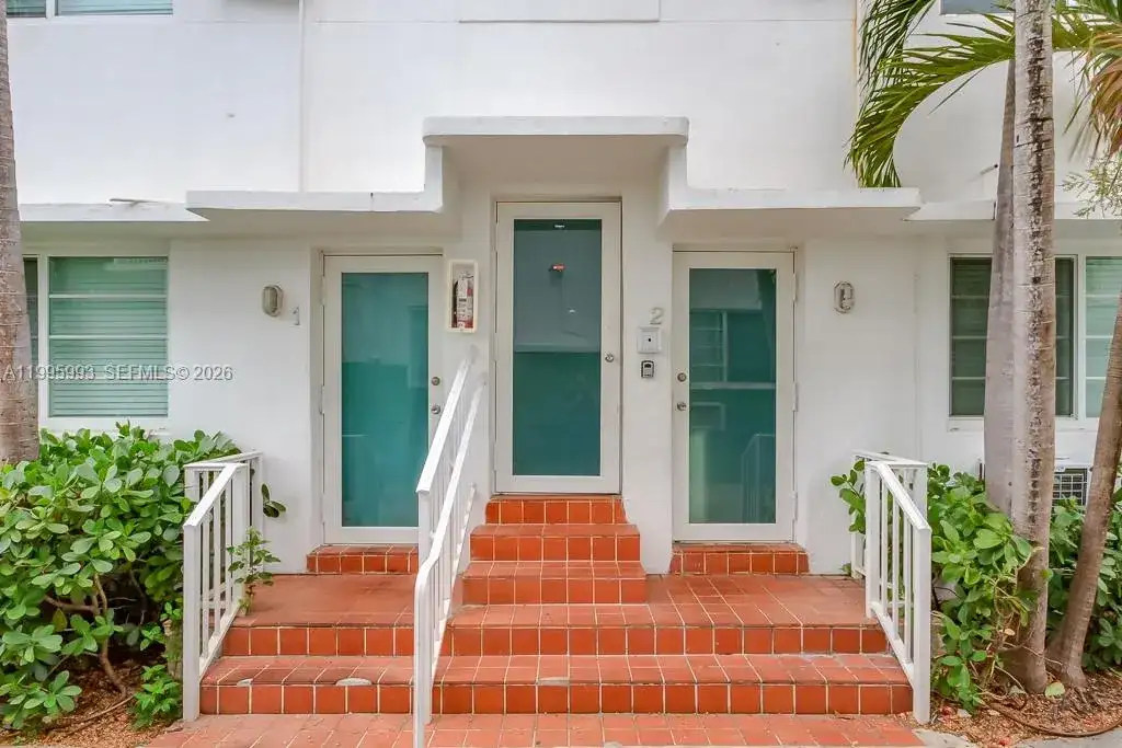 1024 Pennsylvania Ave # 4, Miami Beach FL 33139 photo 4