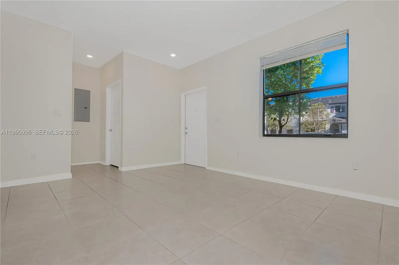 14732 SW 181 Terrace, Miami FL 33187 photo 5
