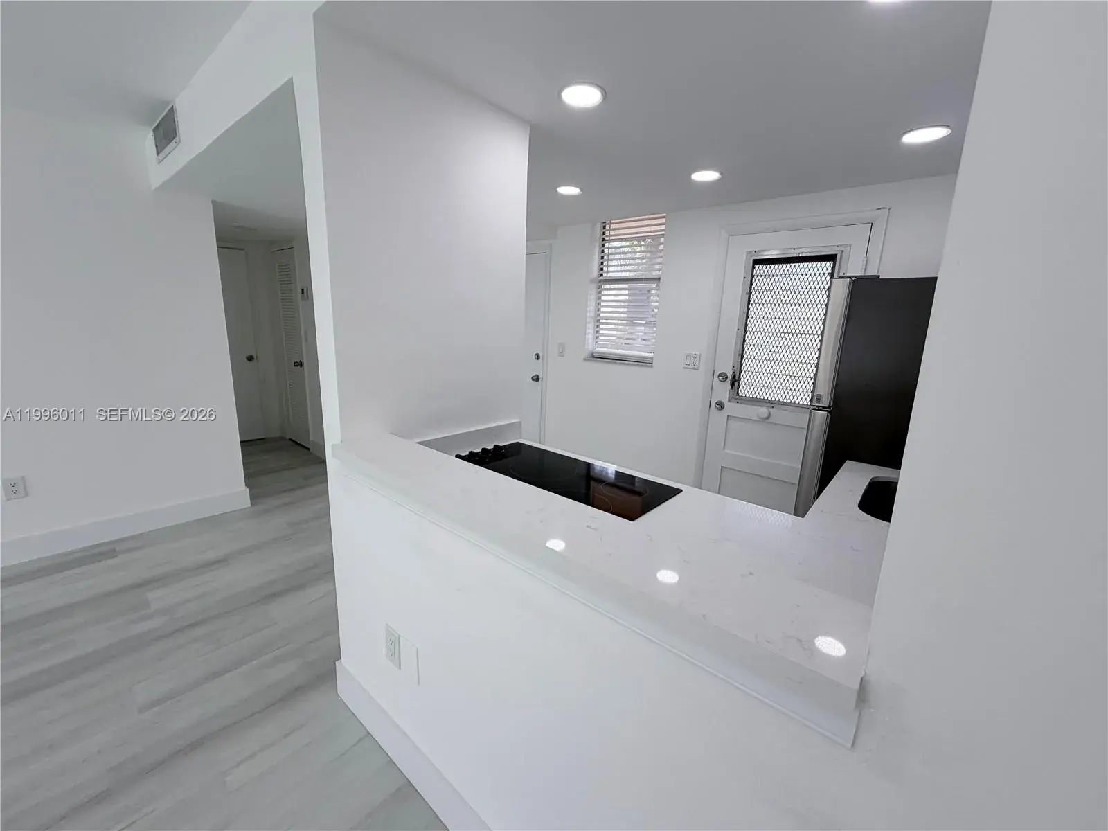 2980 Point East Dr # D112, Aventura FL 33160