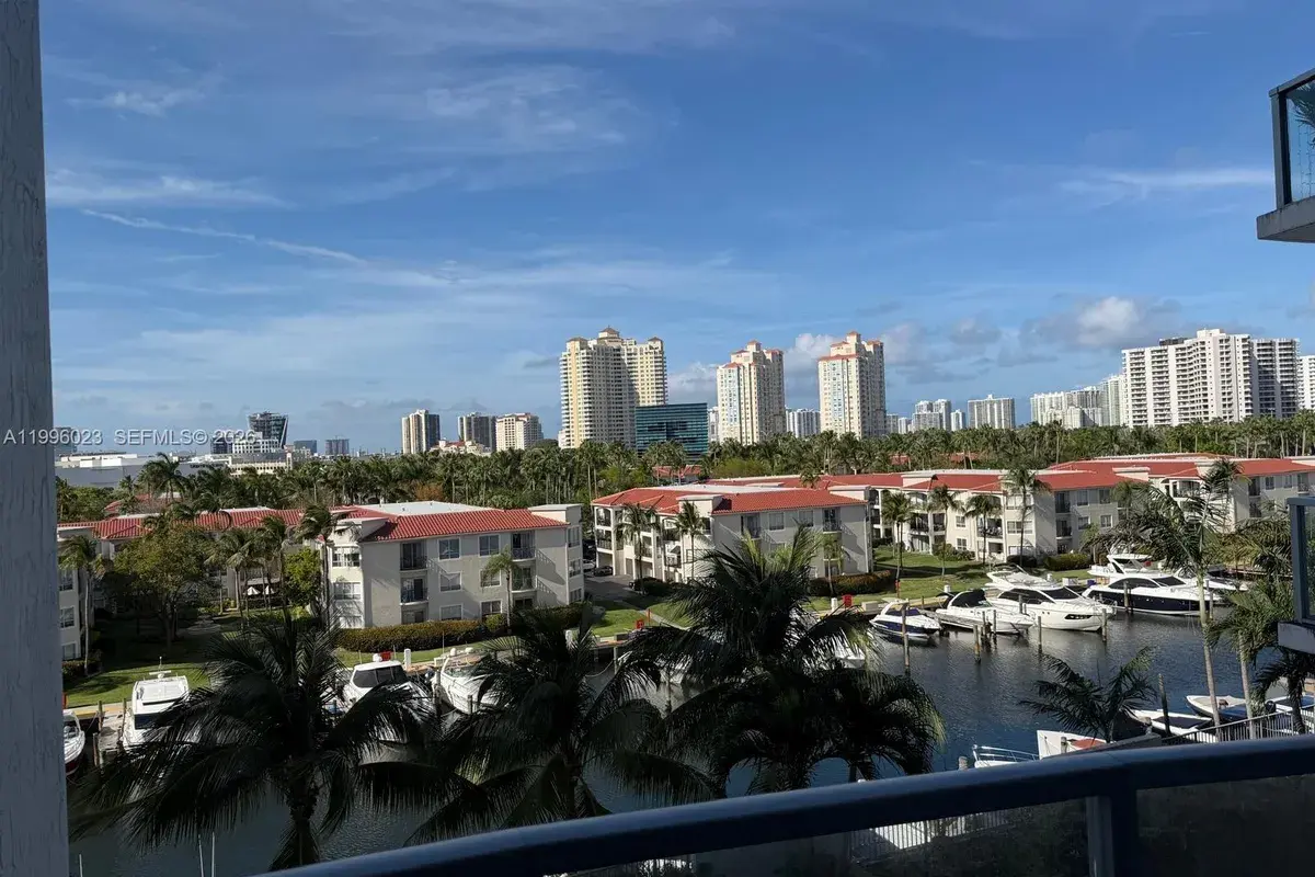 3029 NE 188th St # 508, Aventura FL 33180