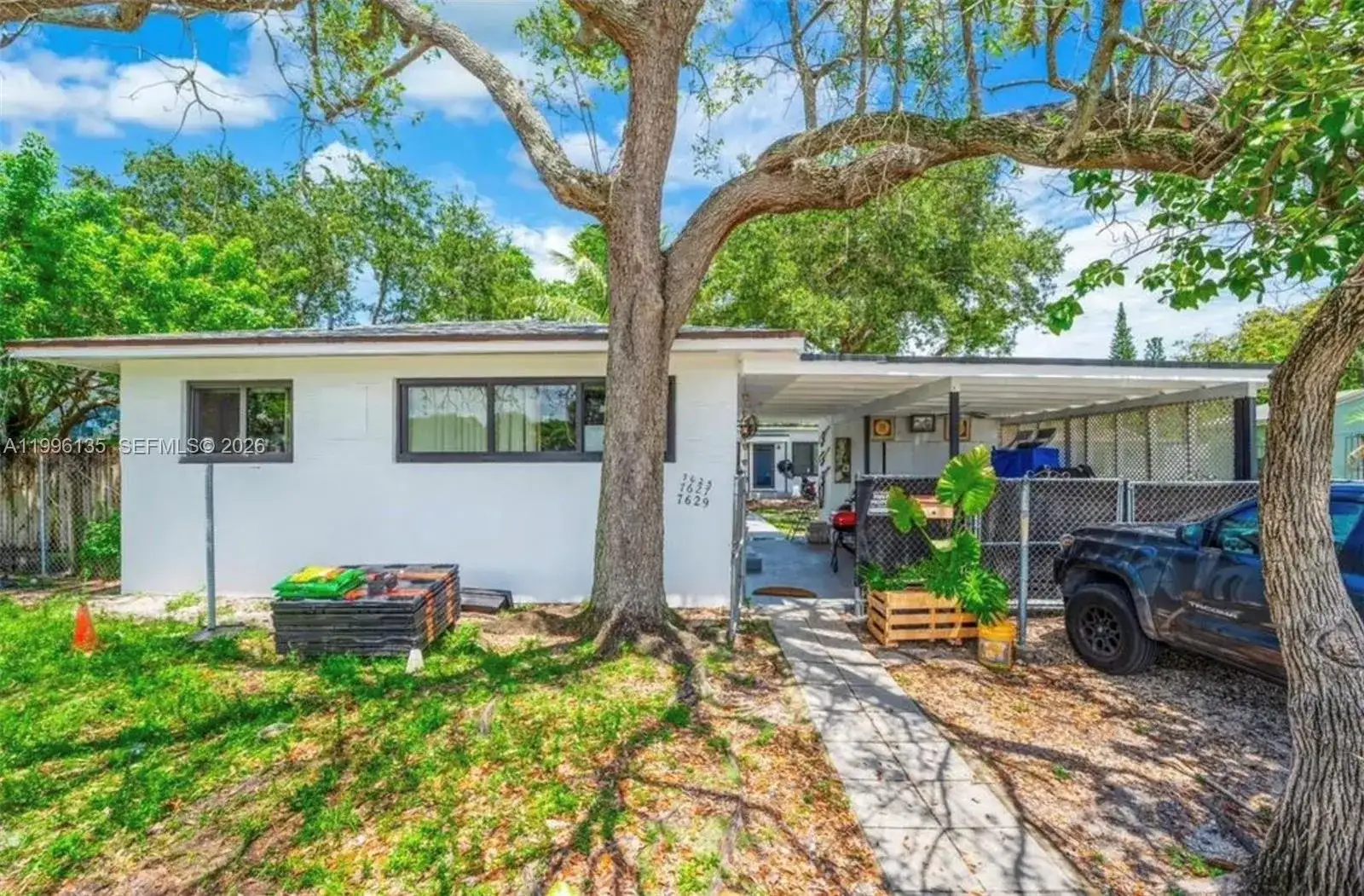 7625 NW 4th Ct, Miami FL 33150 photo 4