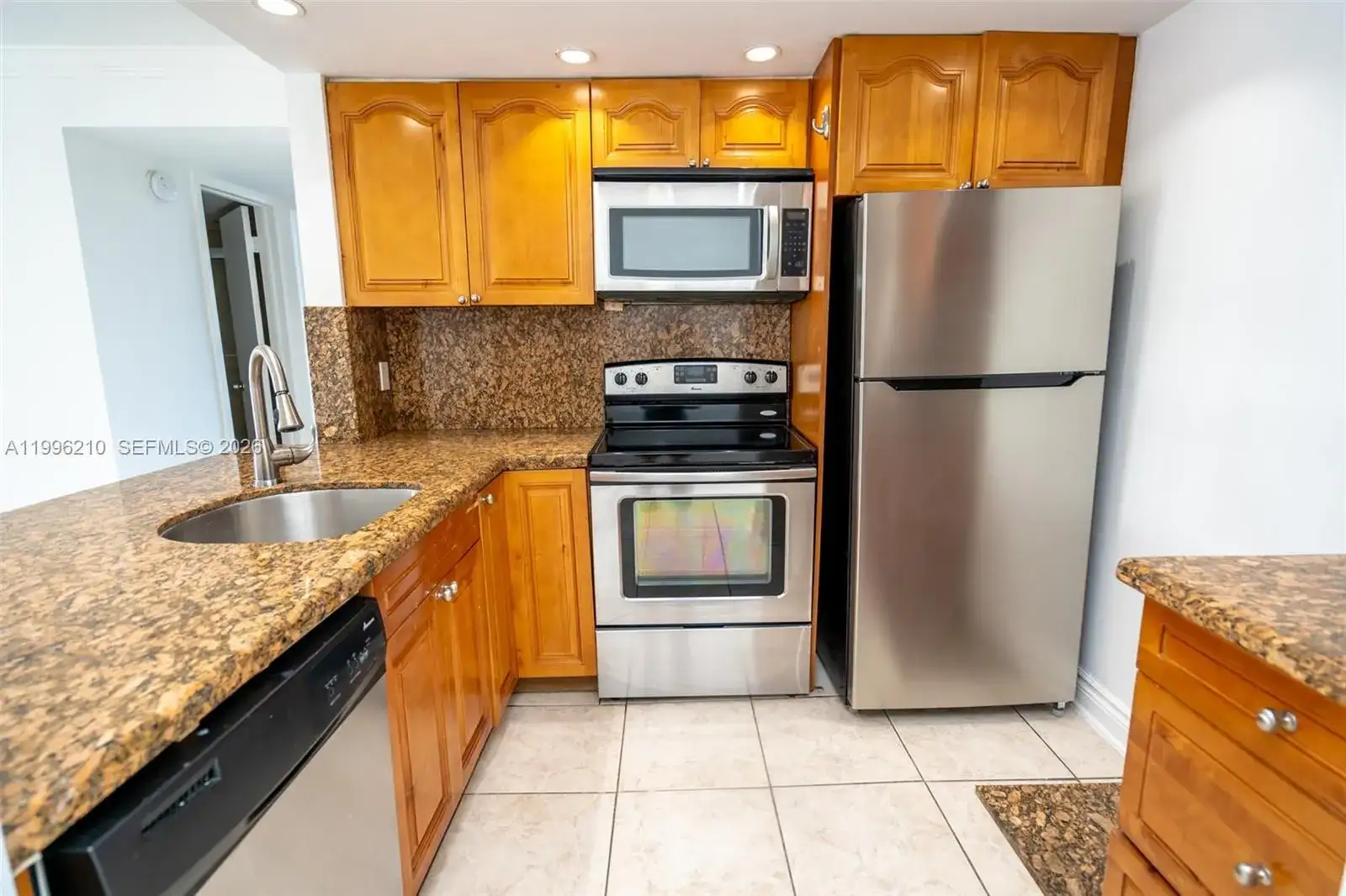 3527 NE 168th St # 301, North Miami Beach FL 33160 photo 5