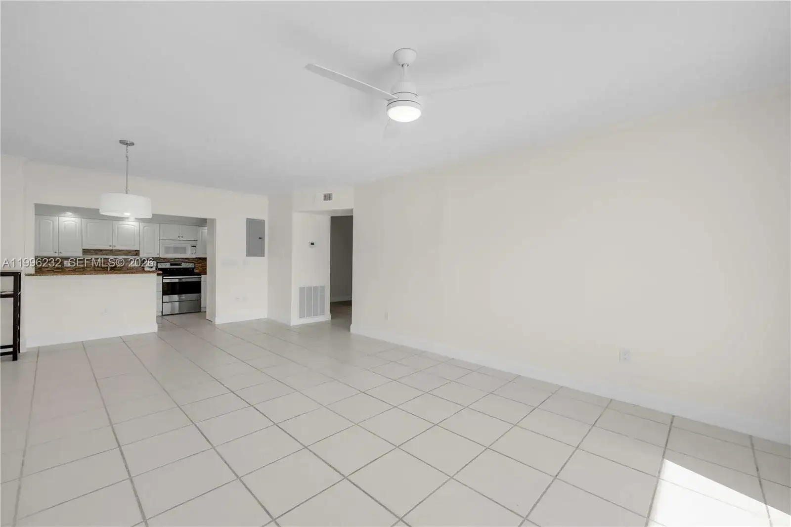 462 Golden Isles Dr # 210, Hallandale Beach FL 33009 photo 3