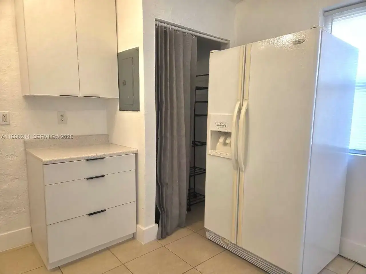34 SW 6th Ave # 4, Dania Beach FL 33004 photo 2