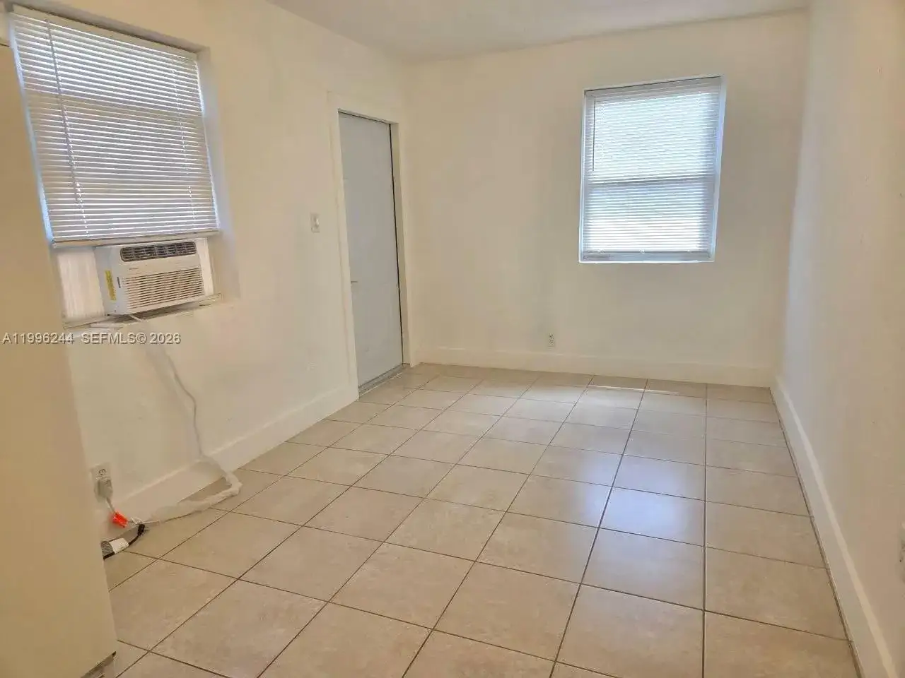 34 SW 6th Ave # 4, Dania Beach FL 33004 photo 3