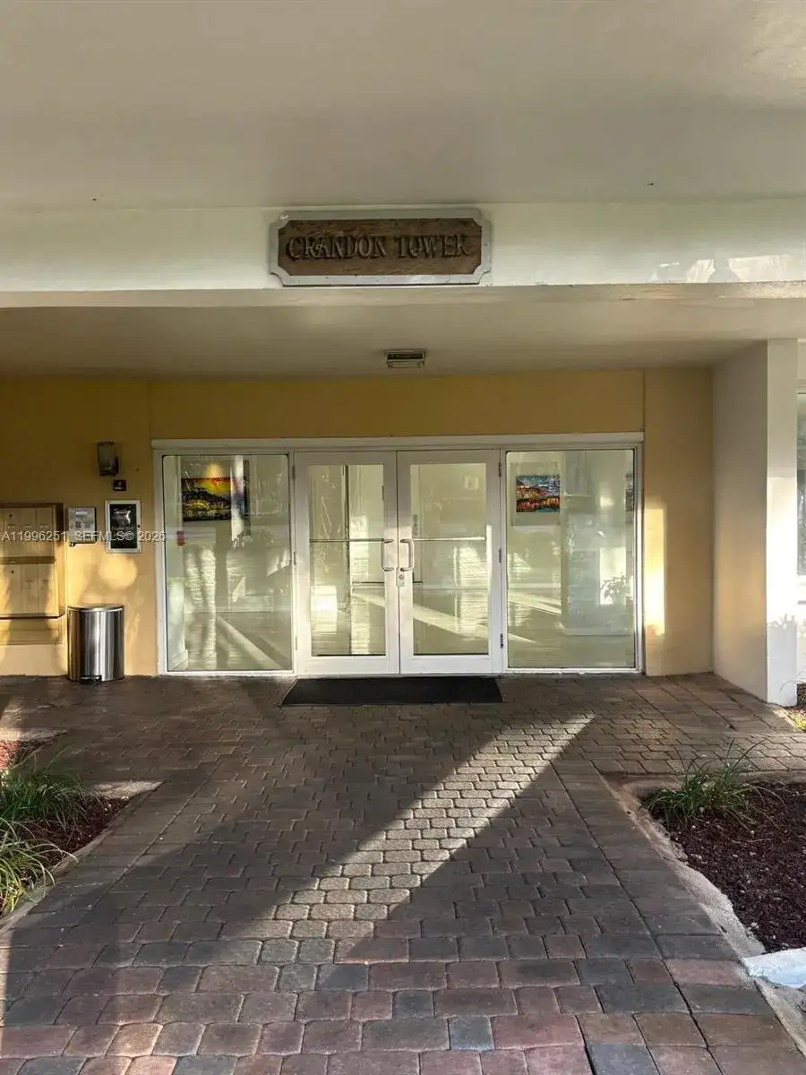 555 Crandon Blvd # 43, Key Biscayne FL 33149 photo 3
