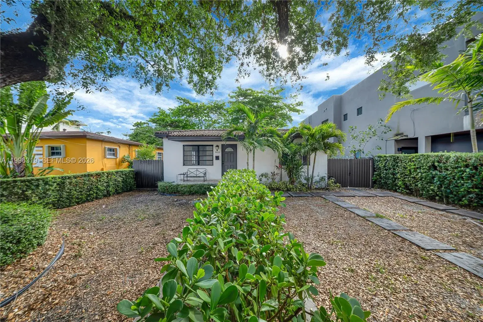 3033 Hibiscus St, Miami FL 33133