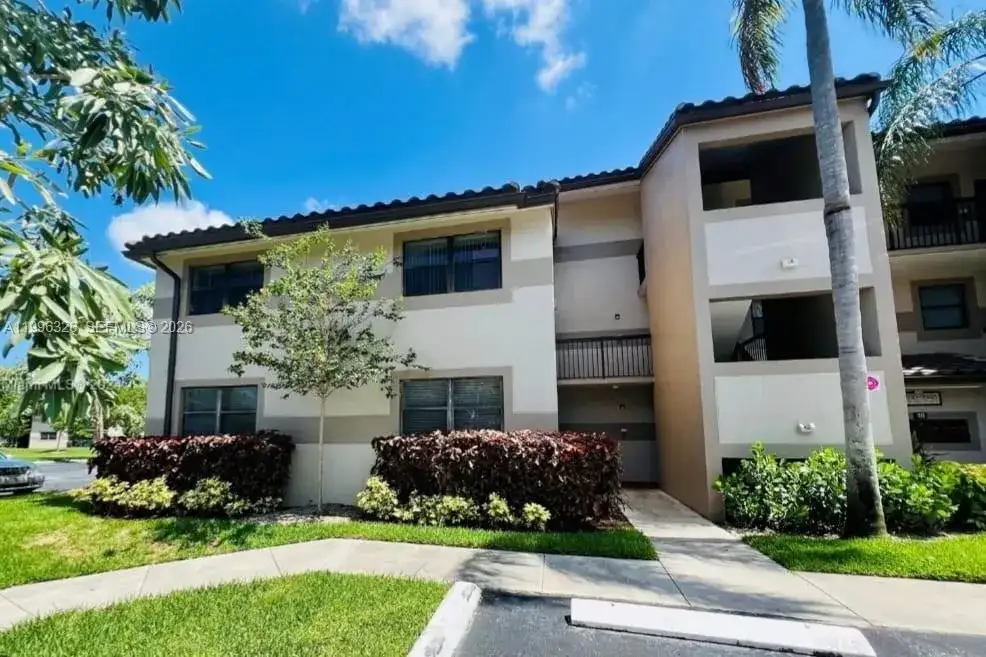 9885 Nob Hill Ct # 9885, Sunrise FL 33351 photo 2