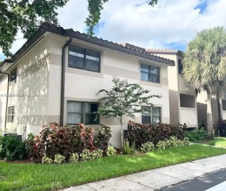9885 Nob Hill Ct # 9885, Sunrise FL 33351 photo 3