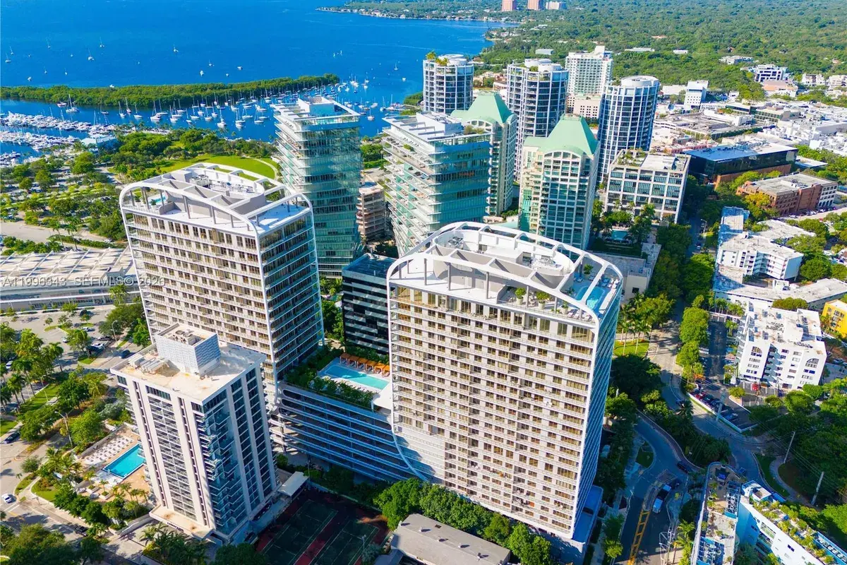 2678 Tigertail Ave # 2006, Coconut Grove FL 33133