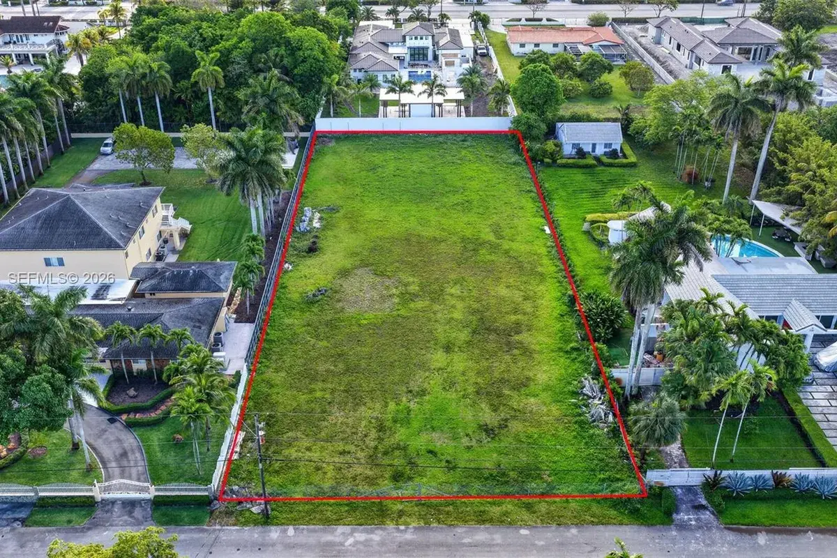 365 NW 128th Ave, Sweetwater FL 33182