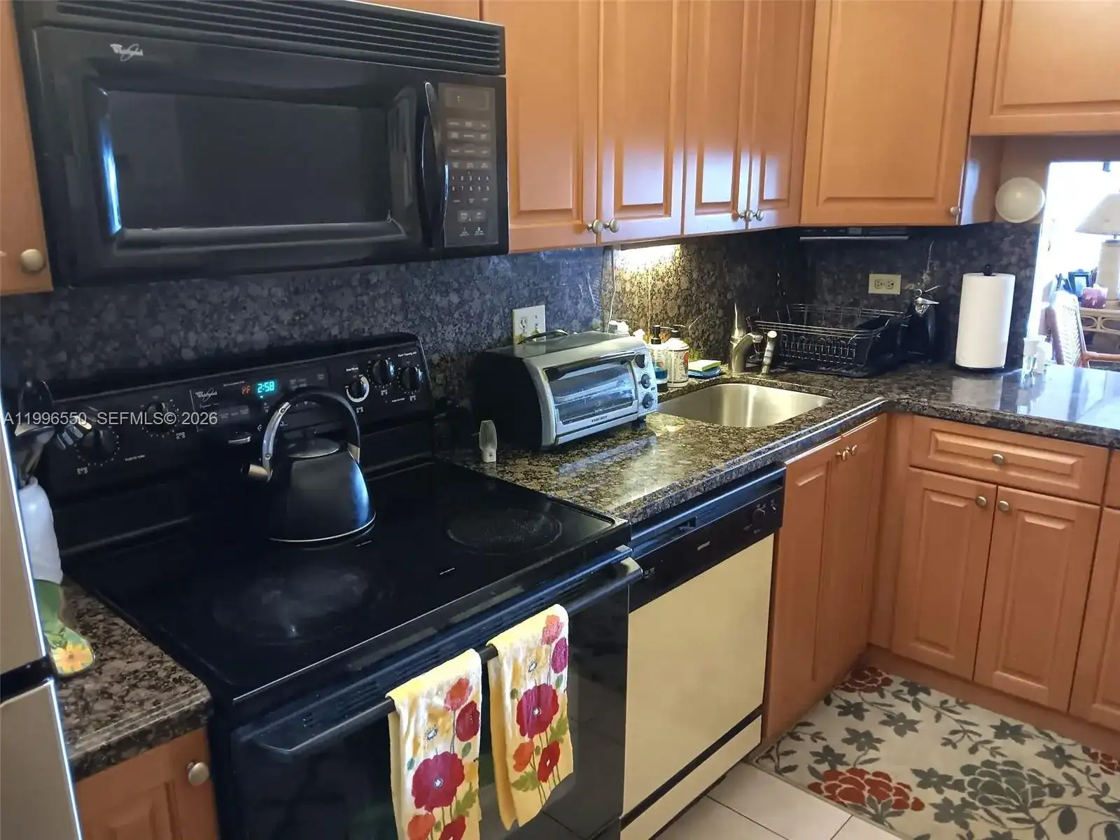 3545 NE 166th St # 306, North Miami Beach FL 33160 photo 4
