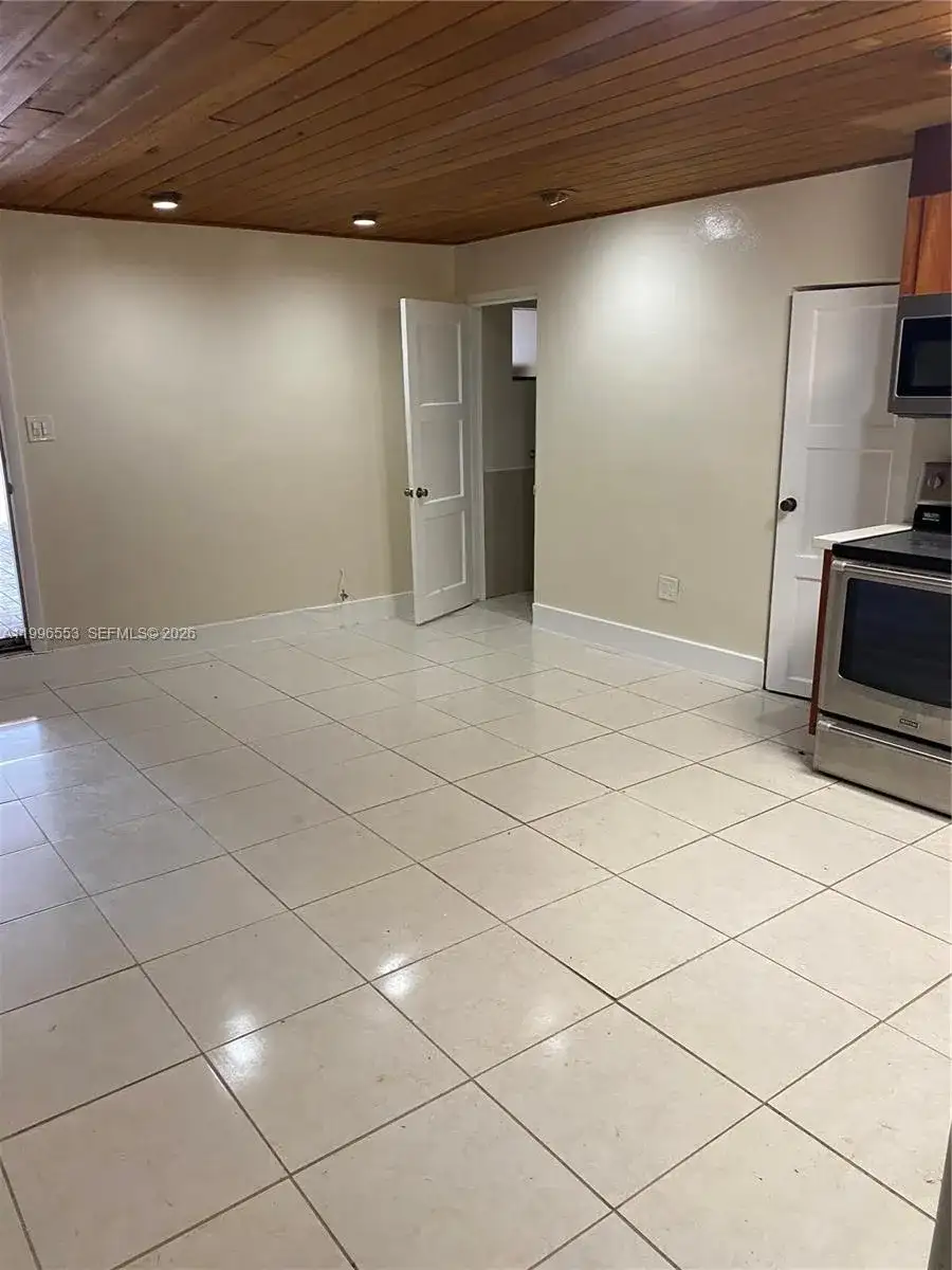 1051 SW 3rd St # 3, Miami FL 33130 photo 3