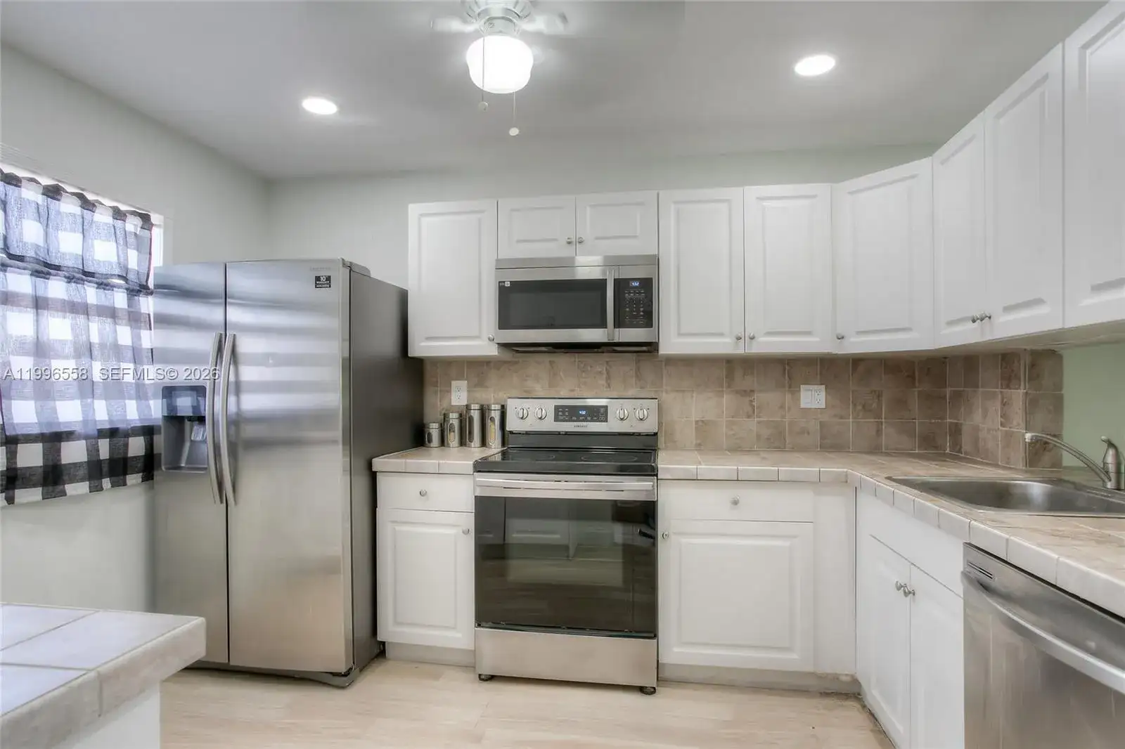 8810 W Mcnab Rd # 306, Tamarac FL 33321 photo 2