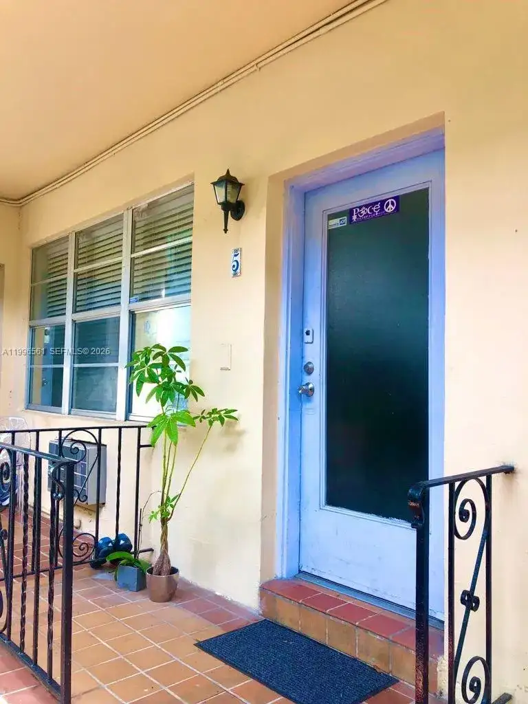 1325 Meridian Ave # 5, Miami Beach FL 33139 photo 4