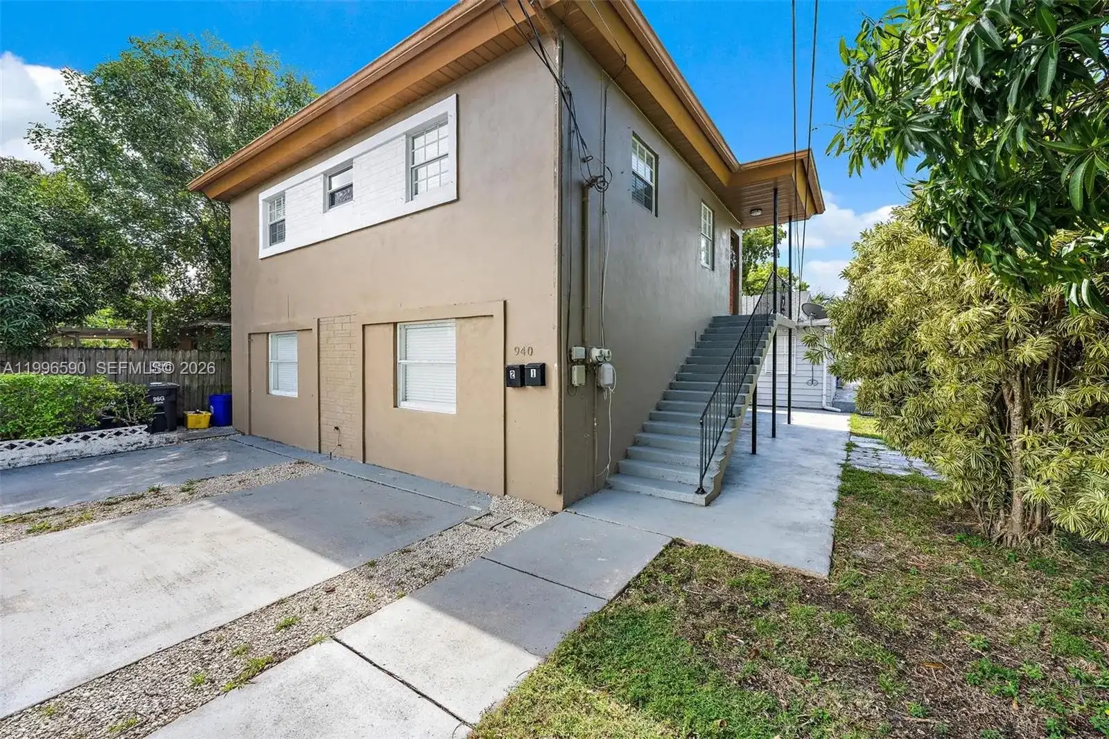940 Charles St, West Palm Beach FL 33401