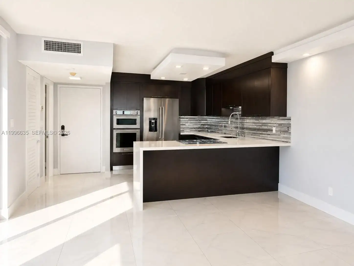 1420 Brickell Bay Dr # 702E, Miami FL 33131 photo 2