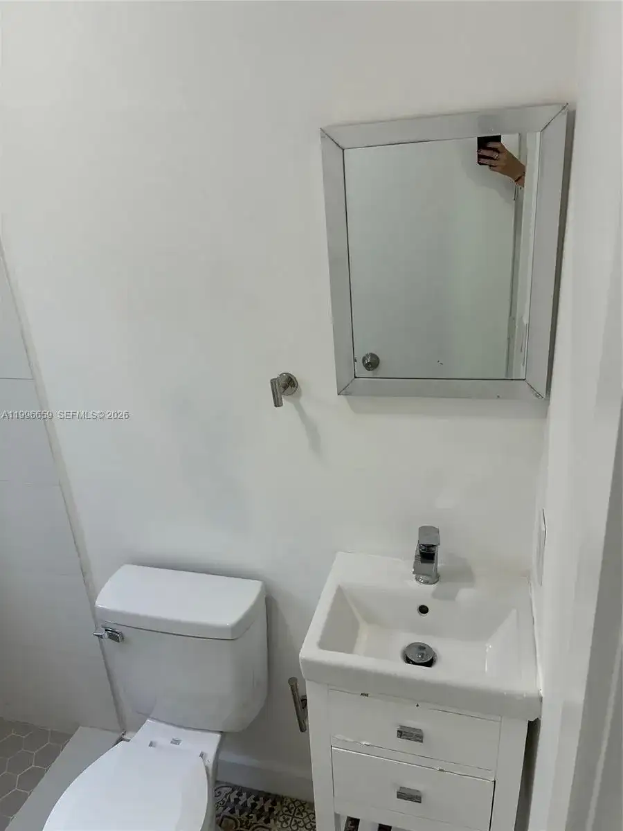 2352 SW 5th St # 2, Miami FL 33135 photo 4