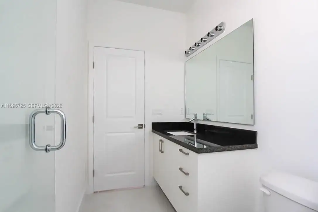 15631 SW 11th Ter, Miami FL 33194 photo 5