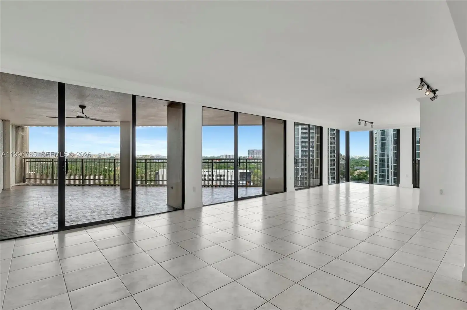2901 S Bayshore Dr # 16G, Miami FL 33133 photo 2